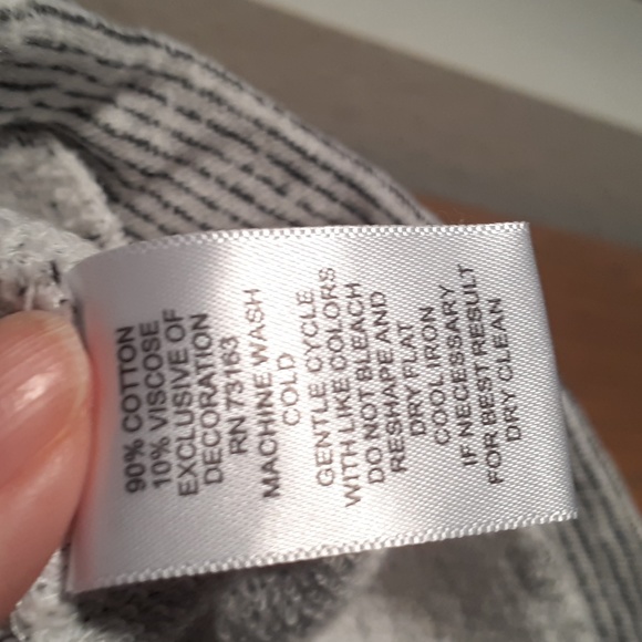 Grey & Gray womens cozy subtle black and gray top with waist tie size me… - Picture 7 of 8